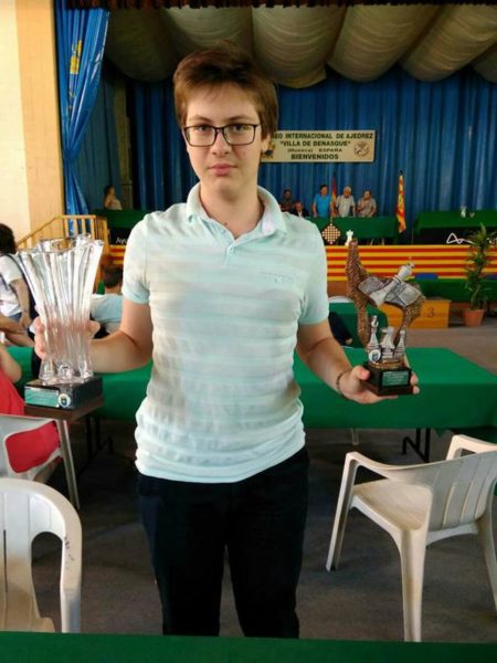 киевский шахматист завоевал титул гросмейстера в 15 лет