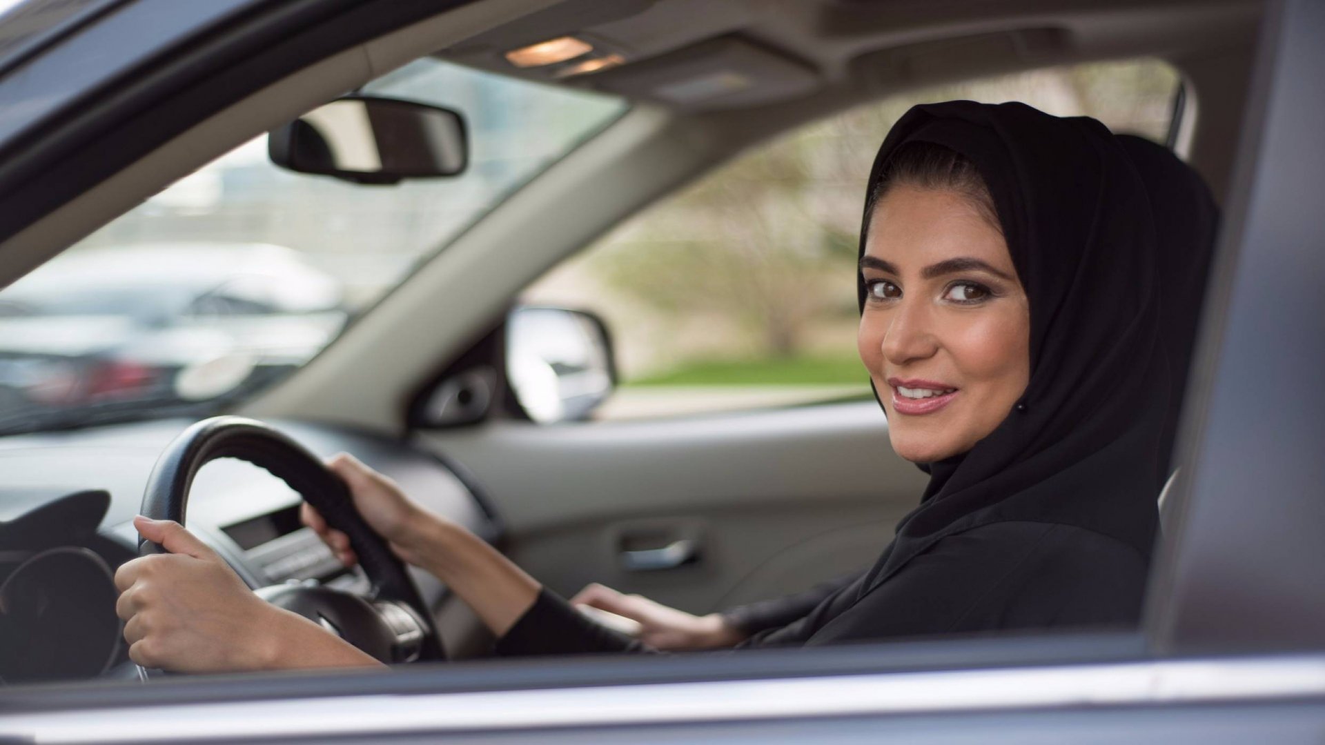 Женщины водители смогут обогатить Саудовскую Аравию