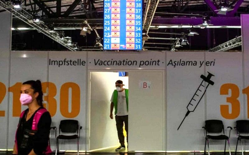 Germany hosts a vaccination party
