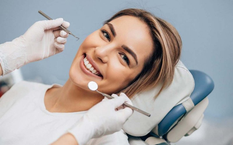 3 процедури у стоматолога, які повинен робити кожен