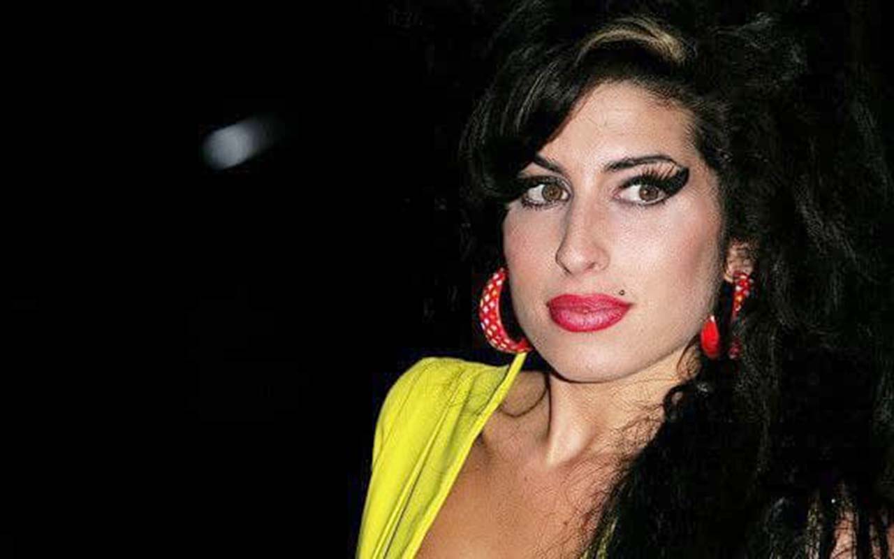 Amy Winehouse's Personal Exhibit Opens in London