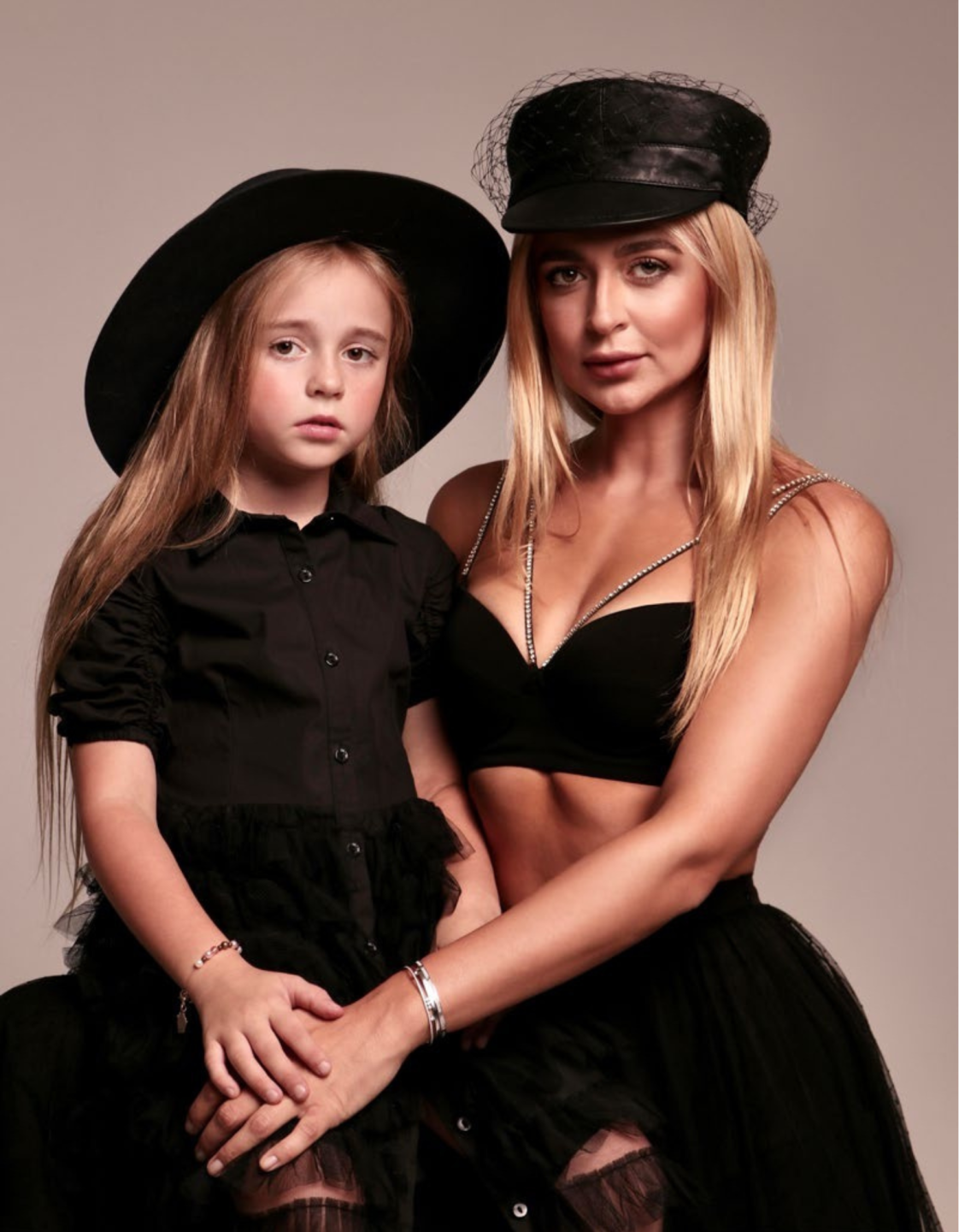 Катерина Бобова з донькою